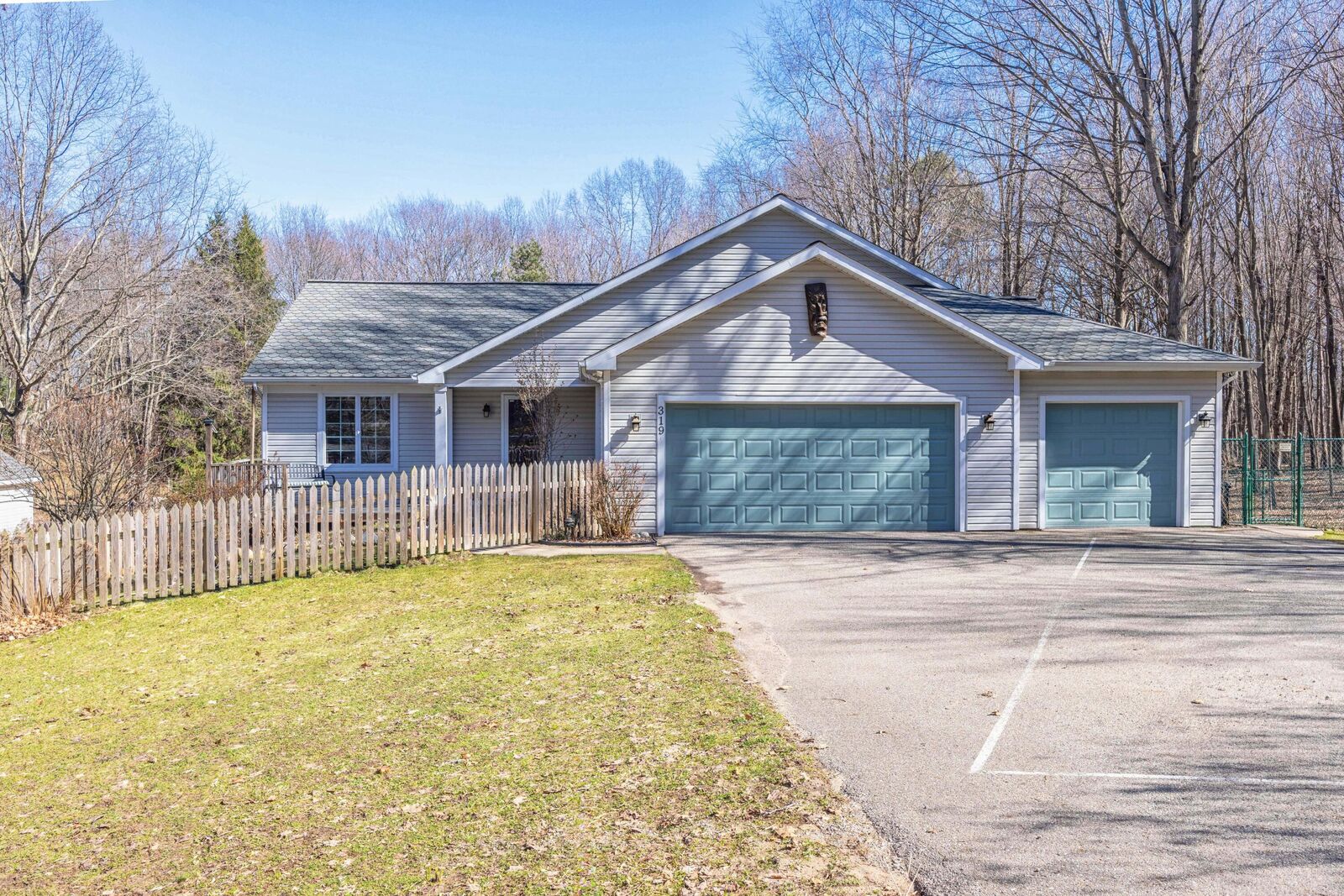 Property Photo:  319 S Union Street  MI 49406 