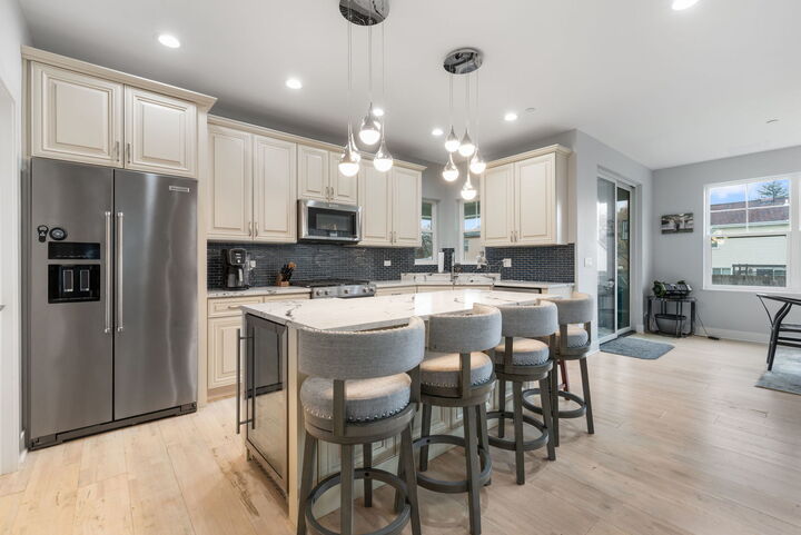 Property Photo: 580 Francesca Lane IL 60172