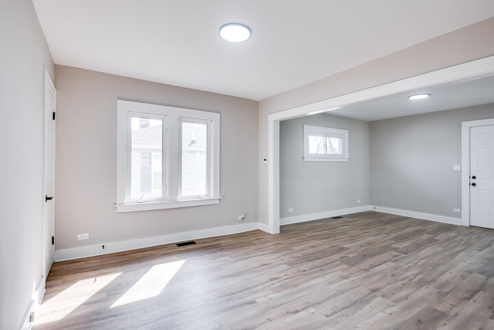 Property Photo:  1520 N Prairie Avenue  IL 60435 