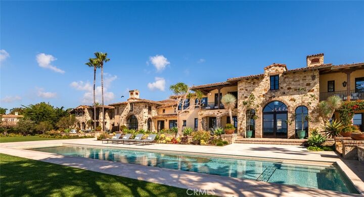 Property Photo:  4130 Calle Isabella  CA 92672 