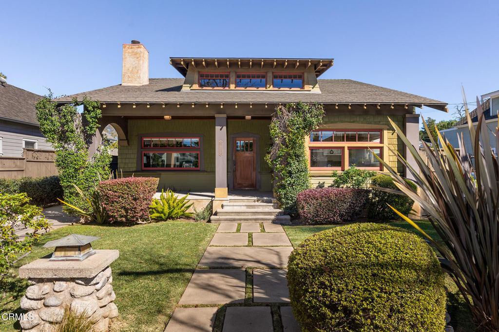 Property Photo: 1030 Adelaine Avenue CA 91030