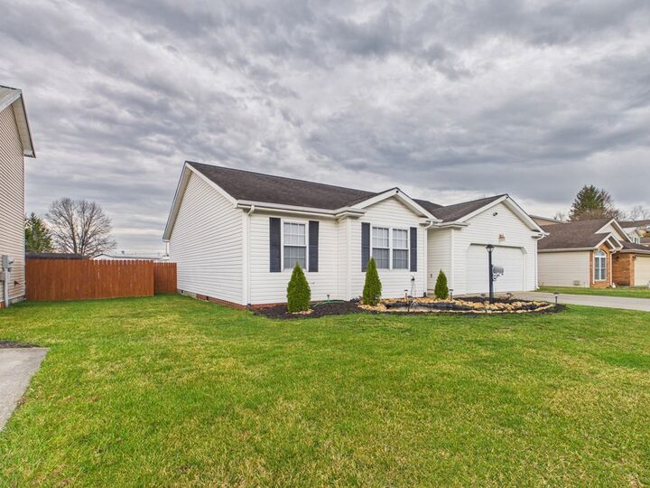 Property Photo: 175 Porter Place WV 24740