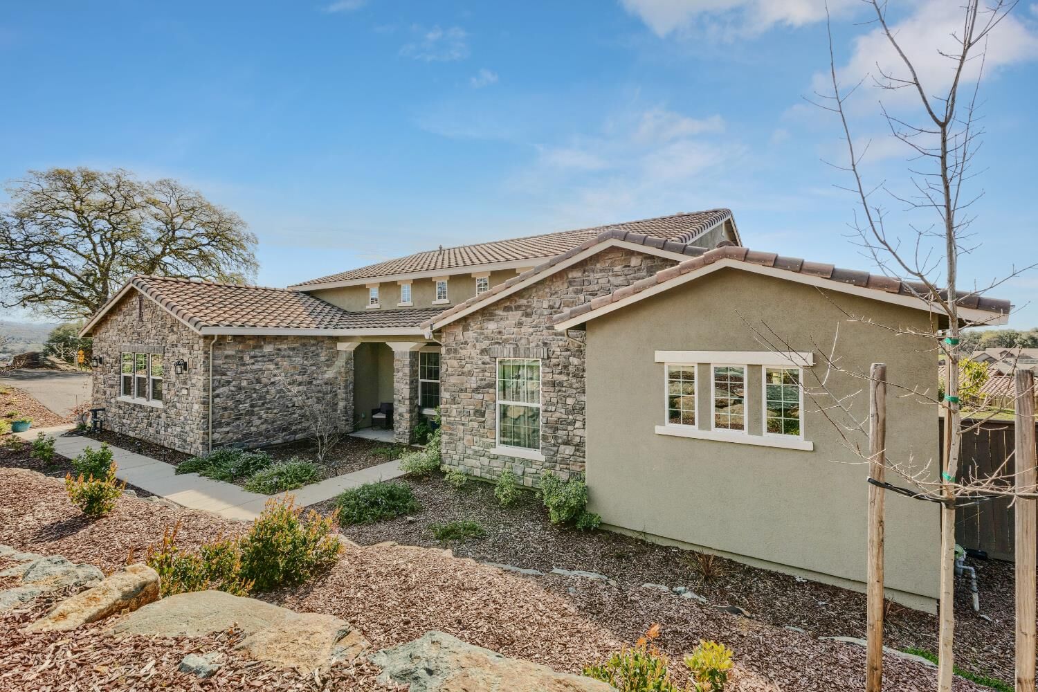 Property Photo:  8672 Sommelier Drive  CA 95669 