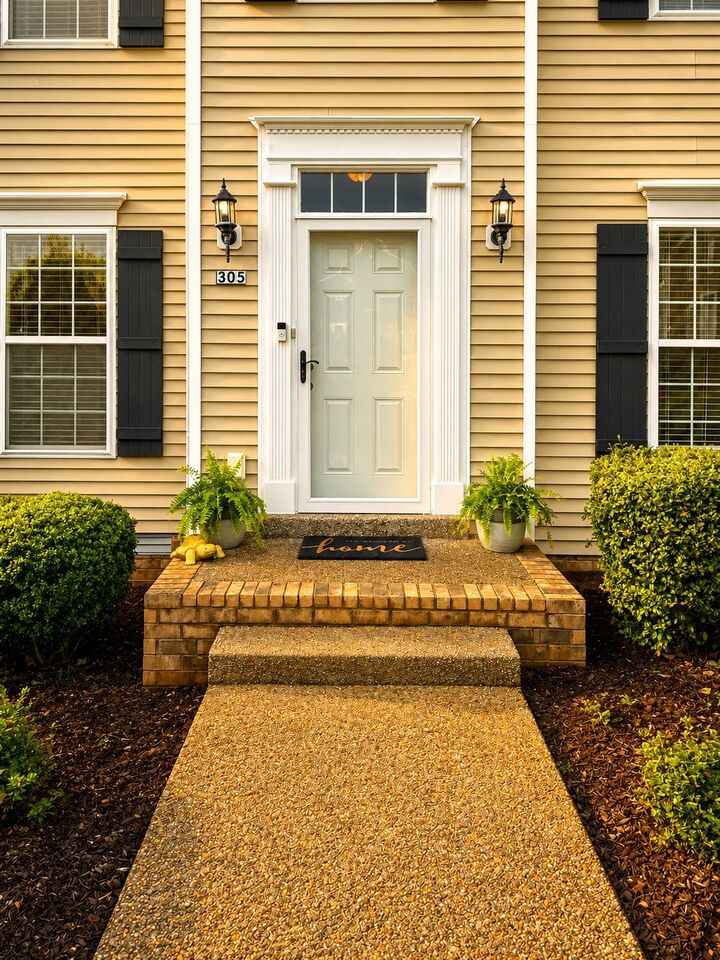 Property Photo:  305 Dakota Dr  TN 37174 