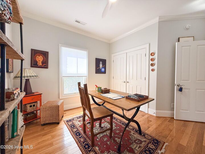 Property Photo:  5108 Chanticleer Court  NC 28409 