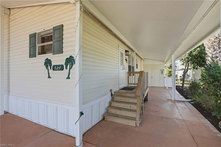 Property Photo:  524 Menton Ln  FL 34112 