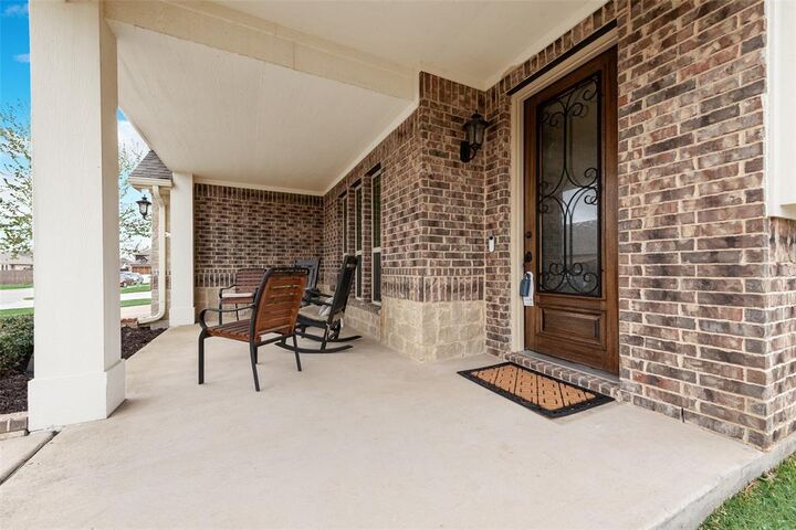 Property Photo:  548 Hay Meadow Drive  TX 75165 