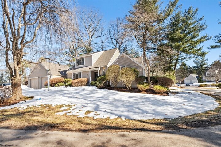 Property Photo:  14 Niblick Way 14  MA 01864 