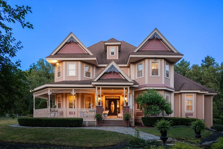 Property Photo:  2 Country Way  MA 01748 