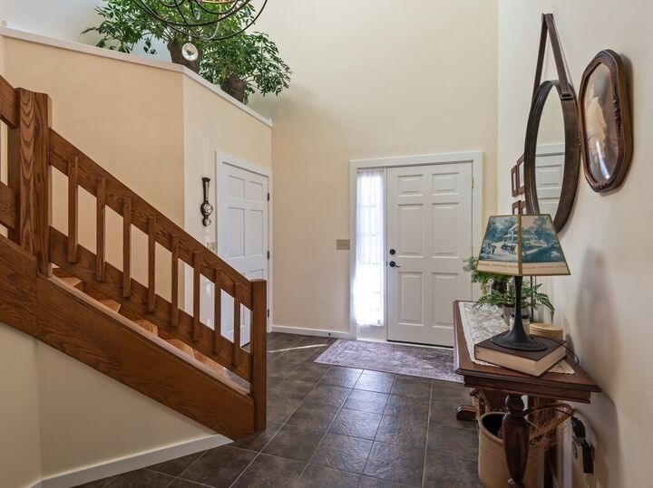 Property Photo:  70-5 S Quinsigamond Ave 5  MA 01545 