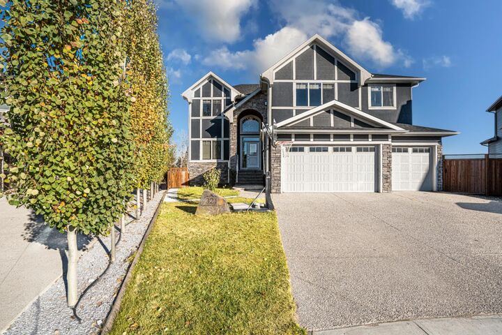 Property Photo: 321 Kinniburgh Cove AB T1X 0P4