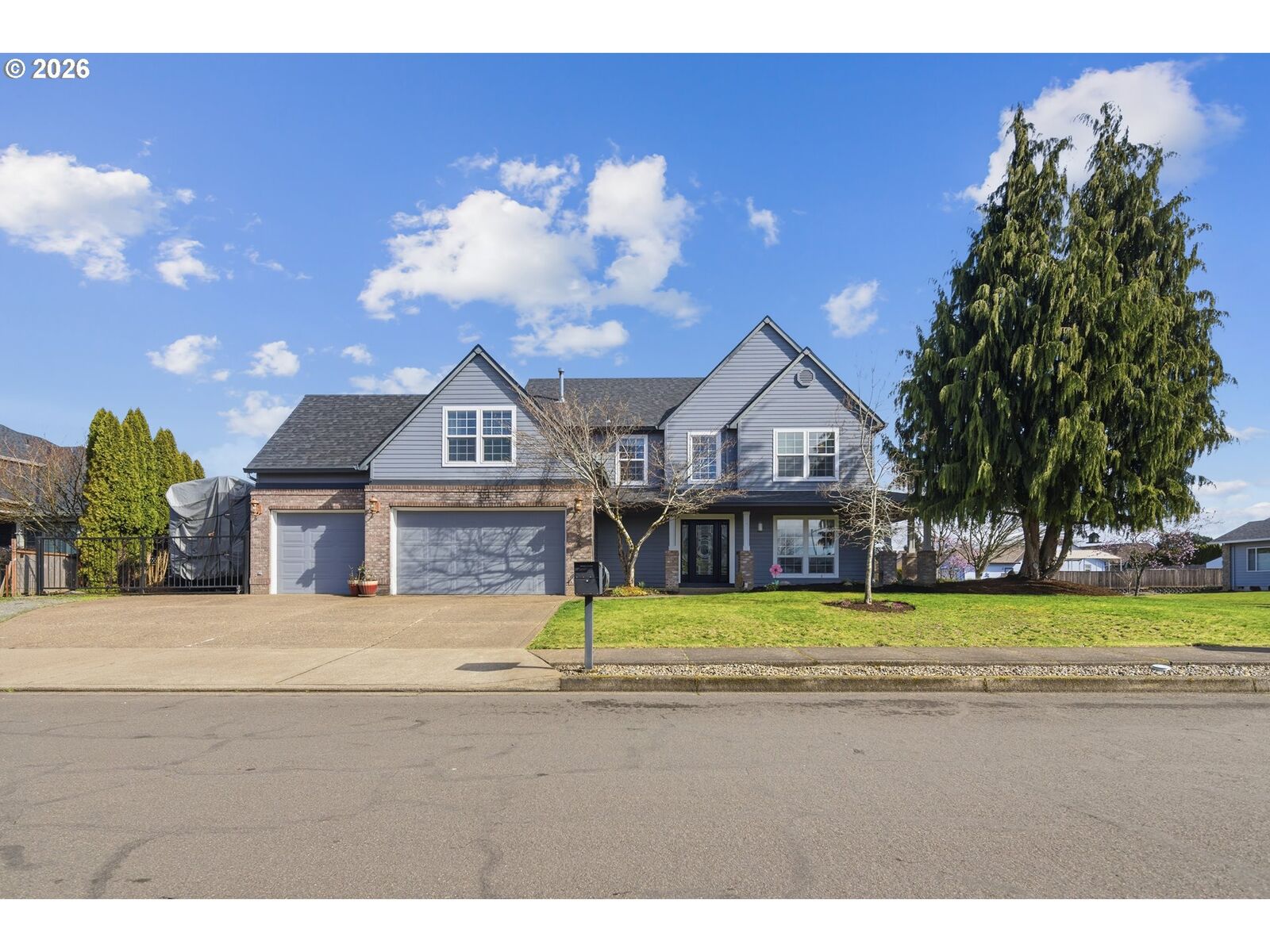 Property Photo:  11721 Salmonberry Dr  OR 97045 