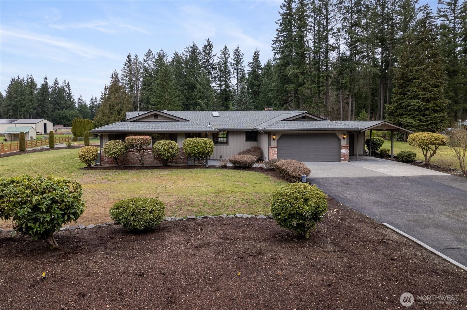 Property Photo:  6805  246th Street E  WA 98338 