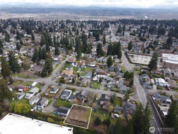 Property Photo:  6714  Berkshire Drive  WA 98203 