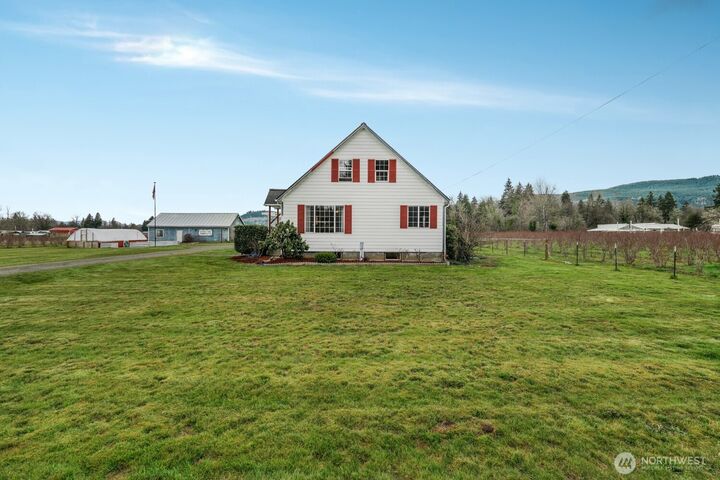 Property Photo:  156  Damron Road  WA 98564 