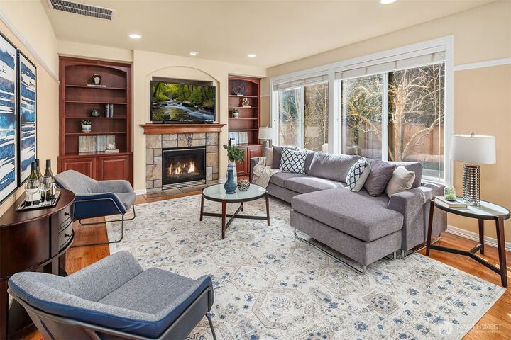 Property Photo:  2232  250th Place SE  WA 98075 