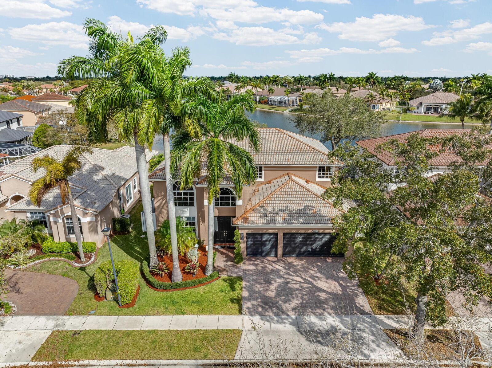 Property Photo:  13815 NW 11th Street  FL 33028 