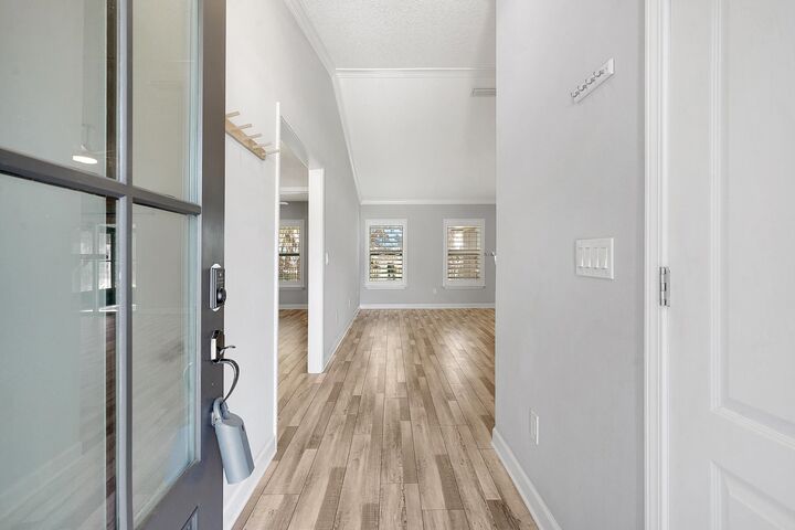 Property Photo:  101 Linden Road  FL 32086 