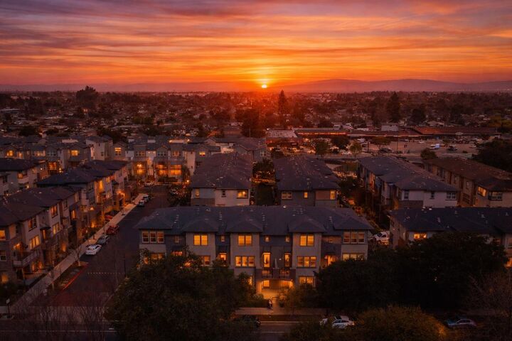 Property Photo:  925 De Guigne Drive 4  CA 94085 