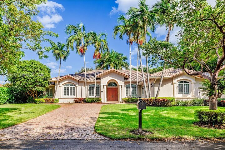 Property Photo:  16721 SW 86th Ct  FL 33157 