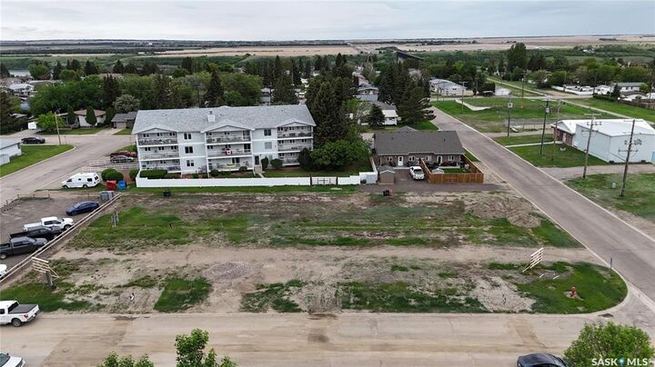 Property Photo:  104-106 Thomson Street  SK S0L 2N0 