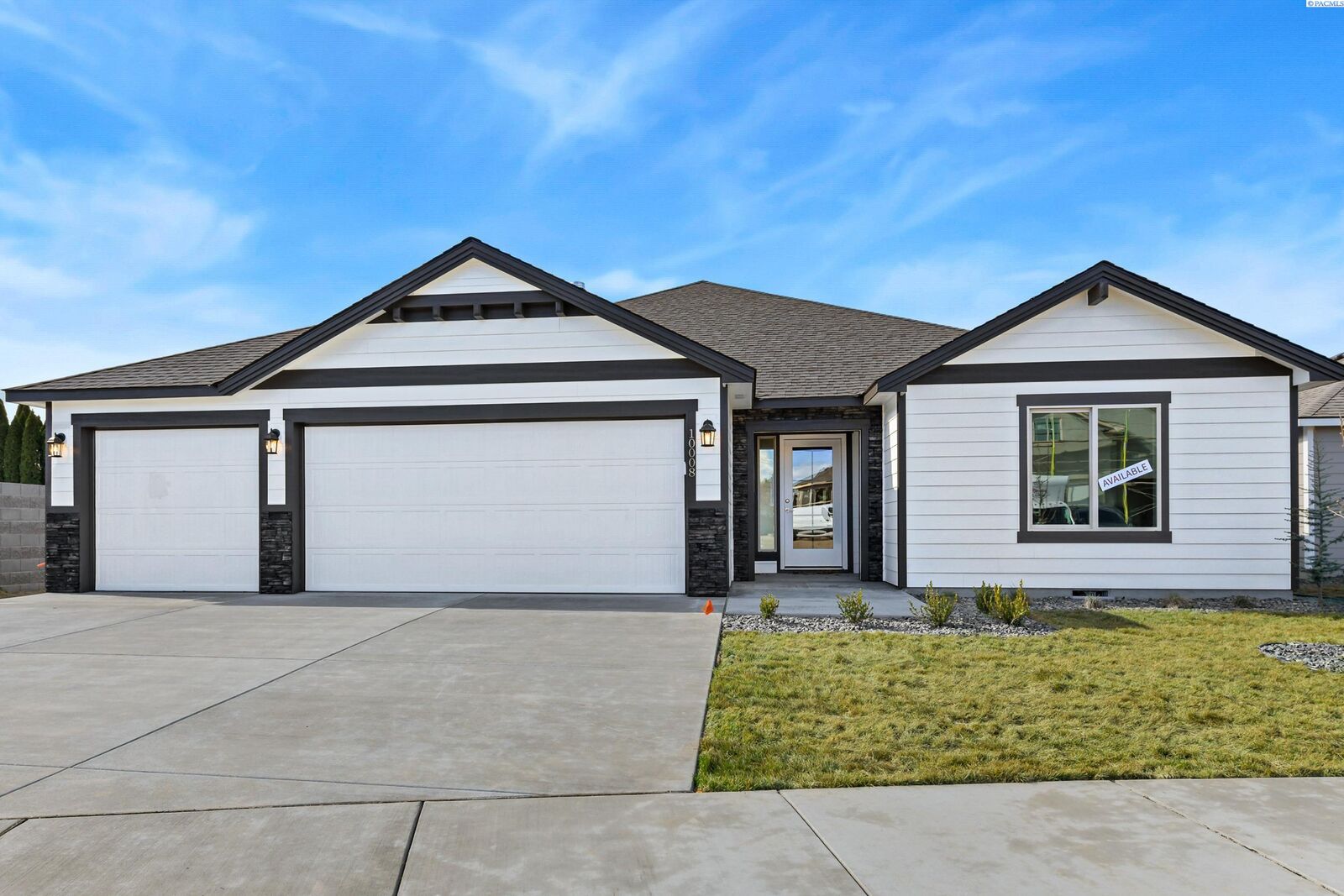 Property Photo: 10008 Redbud Dr WA 99301