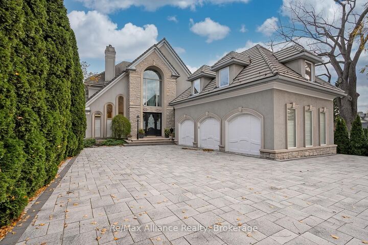 Property Photo: 3206 Shoreline Drive ON L6L 5X4