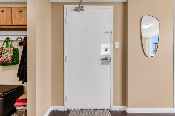 Property Photo:  20 Speers Road 502  ON L6K 3R5 