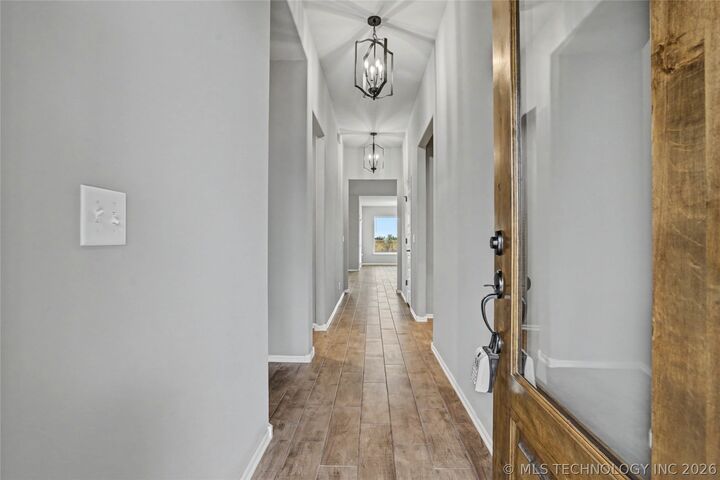 Property Photo:  31316 E 65th Place S  OK 74014 