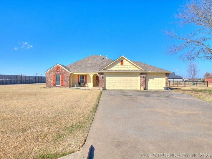Property Photo:  5295 E 144th Street  OK 74021 