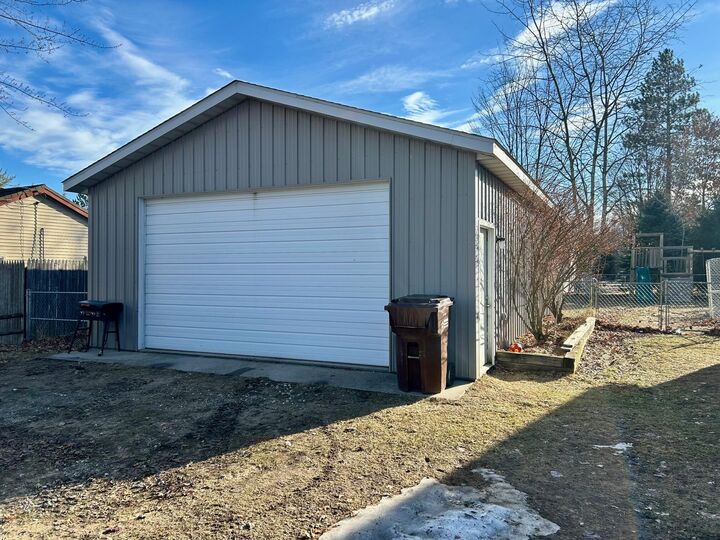 Property Photo: 584 Angelo Drive MI 48656