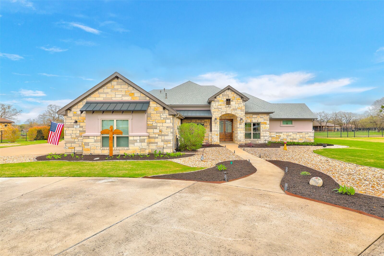 Property Photo:  113 Camp Verde Drive  TX 78633 