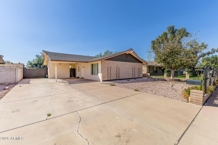 Property Photo:  2537 E La Jolla Drive  AZ 85282 