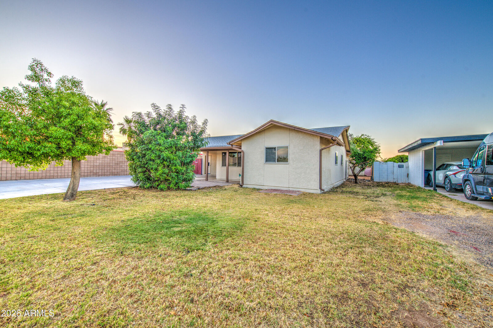 Property Photo:  1258 W Manhatton Drive  AZ 85282 