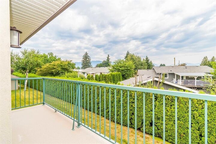 Property Photo: 8533 Broadway Road 12 BC V2P 5V4