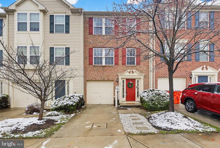 Property Photo:  7061 Holly Springs Lane 194  MD 21075 