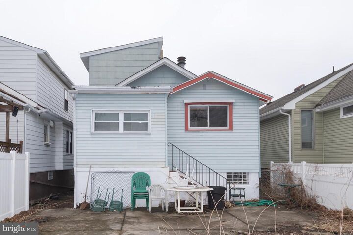 Property Photo:  27 Lincoln Avenue  NJ 08059 