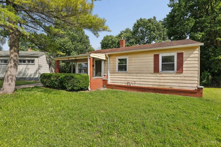 Property Photo:  381 Carver Place  OH 45011 