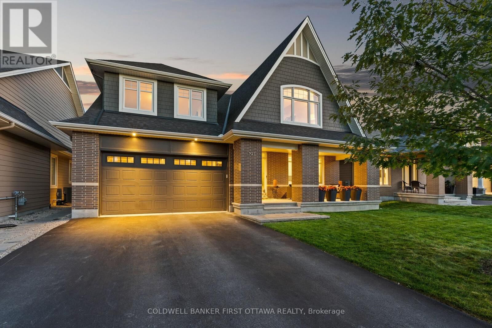 Property Photo: 397 Kilspindie Ridge ON K2J 6A4