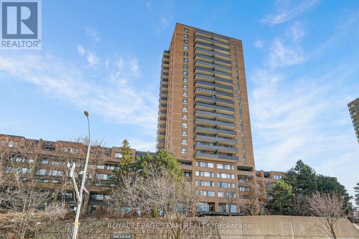 515 St Laurent Boulevard South 1809 — photo 1