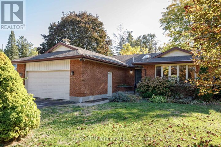 Property Photo:  213 Jane Street  ON L0M 1S0 