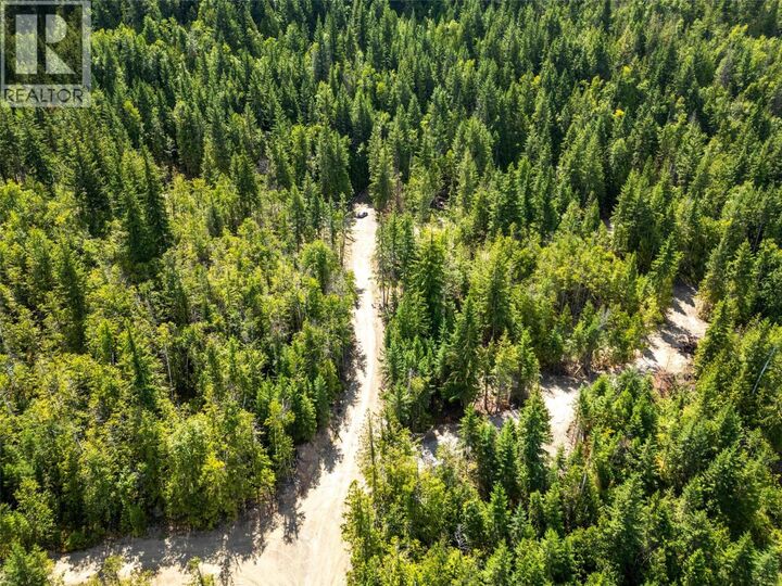 Photo de la propriété:  3560 Eagle Bay Road  BC V0E 1H1 