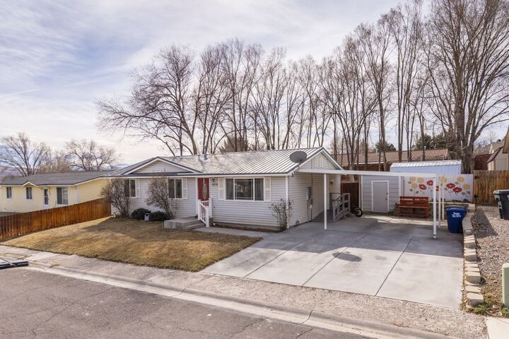 Property Photo:  1375 Chaparral Drive  NV 89801 