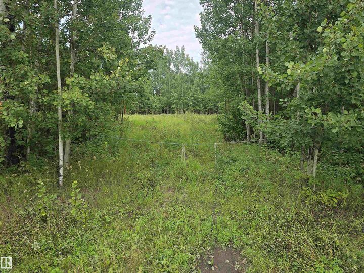 Property Photo: 19-55022 Ste. Anne Trail AB T0E 1A0