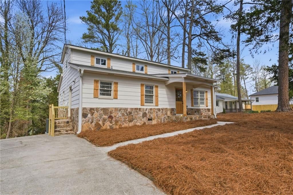 Property Photo: 1770 Woodland Trail GA 30041
