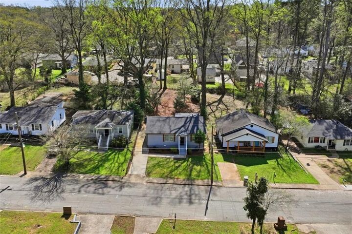 Property Photo: 250 Maple Street GA 30354