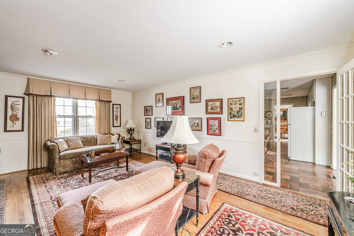 Property Photo: 4 Windemere Lane SE GA 30161