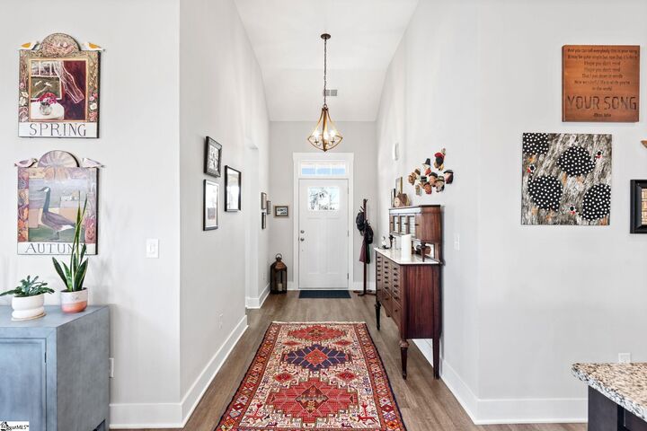 Property Photo:  306 Kelby Street  SC 29690 