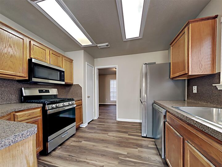 Property Photo:  1723 Forestburg Drive  TX 77386 