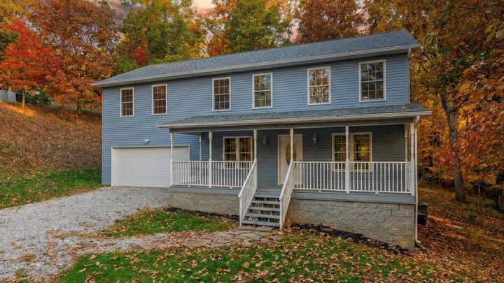 Property Photo:  290 Ridgeview Drive  WV 25535 